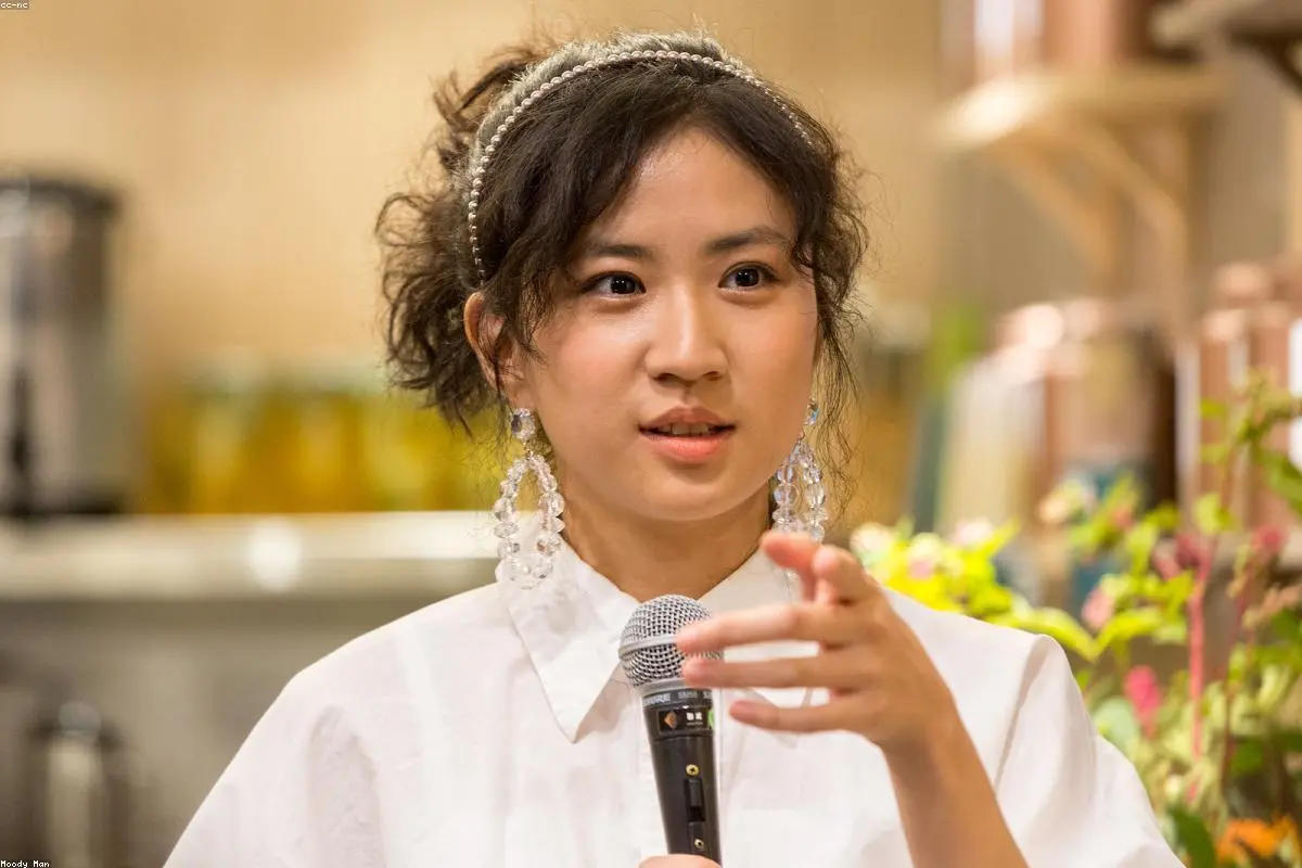 9m88 Unpacks the Artistic Paradox: When Acting and Songwriting Collide in Taiwan's Creative Sphere