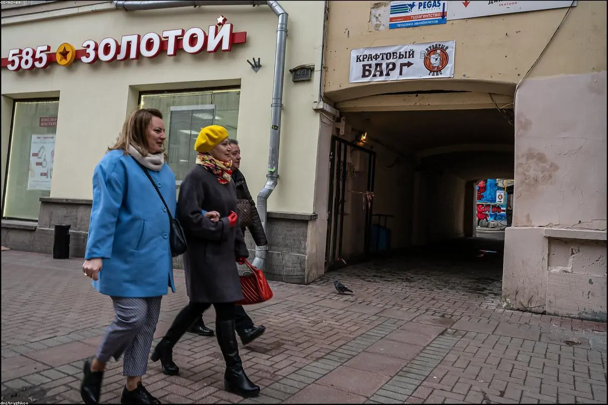 Smoke Over the Capital: The Strategic Shift as Ukraine Strikes Moscow’s Industrial Heart