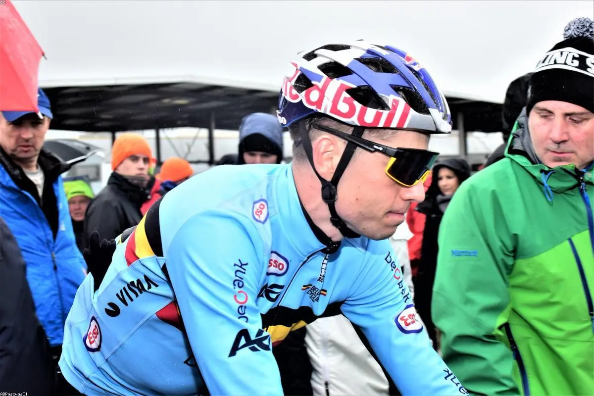 Thomas Pidcock Abandons Volta a Catalunya After Terrifying Ravine Plunge