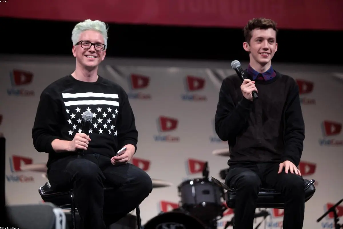 Australian Icons Collide: Troye Sivan Recruits Nicole Kidman for a Neon-Drenched Club Anthem