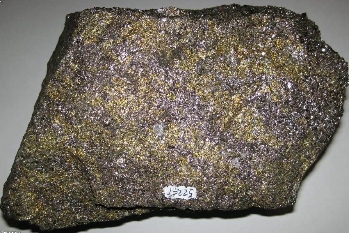 A Massive Spark of Fortune: Why Botswana’s 2,492-Carat Discovery is More Than Just Luck