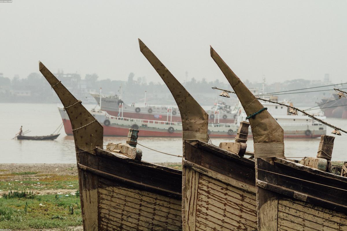 Deadly Delight: Bangladesh's Kite Festival Returns After Two Decades