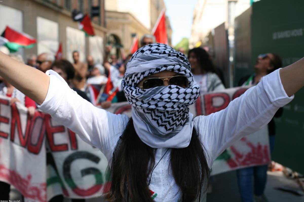 Escalation in Gaza: Israeli Air Strikes Kill Dozens, Igniting International Alarm