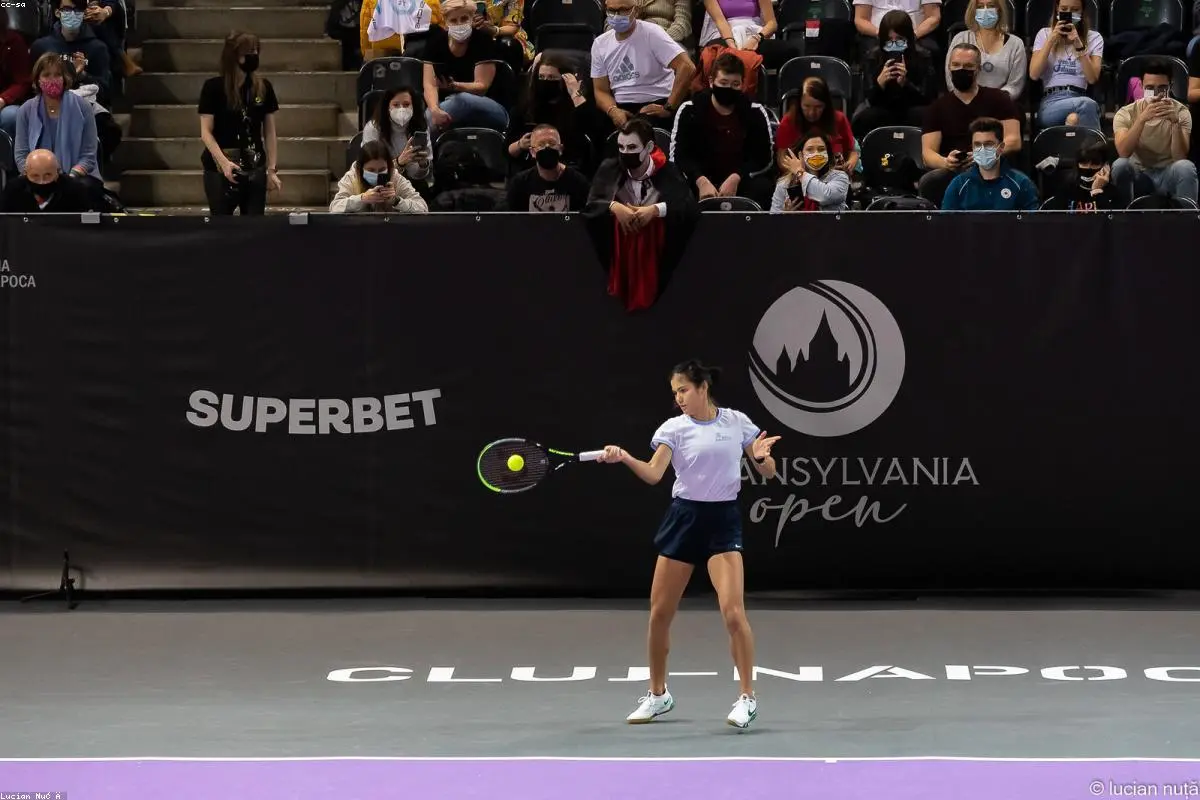 Emma Raducanu Eyes Wimbledon Return Amidst Lingering Injury Concerns